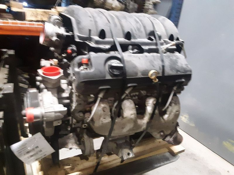 2015 Gmc Sierra 1500 5.3l v8 Used Engine 2