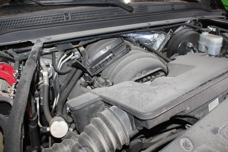 2015 Gmc Yukon xl 6.2l v8 Used Engine 3