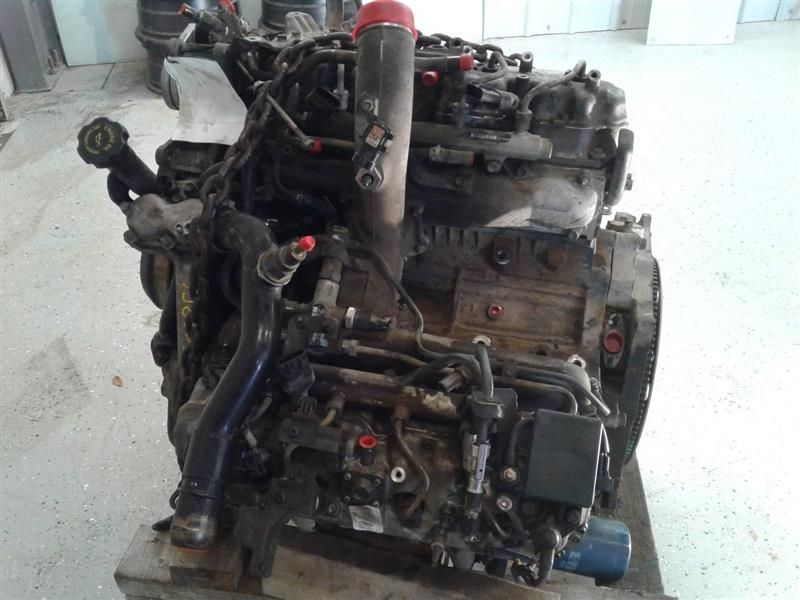2004 Chevy Silverado 2500 6.6l turbo diesel, vin 1 (8th digit), federal, opt nf4 Used Engine 2