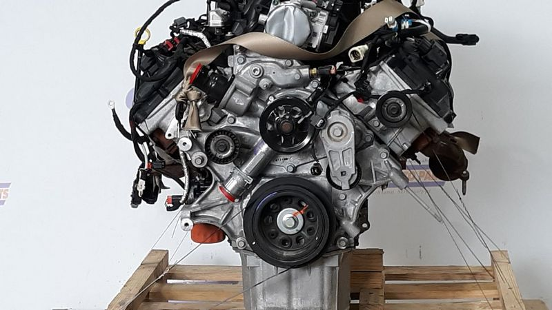 2023 Dodge Challenger 5.7l v8 Used Engine 2