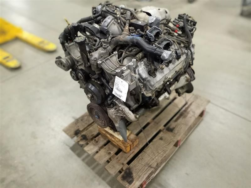 2004 Chevy Silverado 2500 6.6l turbo diesel, vin 1 (8th digit), federal, opt nf4 Used Engine 2