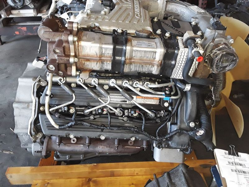 2018 Nissan Titan xd 5.0l, (vin b, 4th digit, 8 cylinder, diesel) Used Engine 2