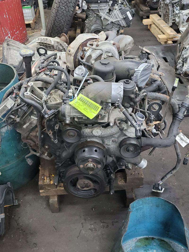 2005 Ford Excursion 6.0l (vin p, 8th digit, diesel) Used Engine