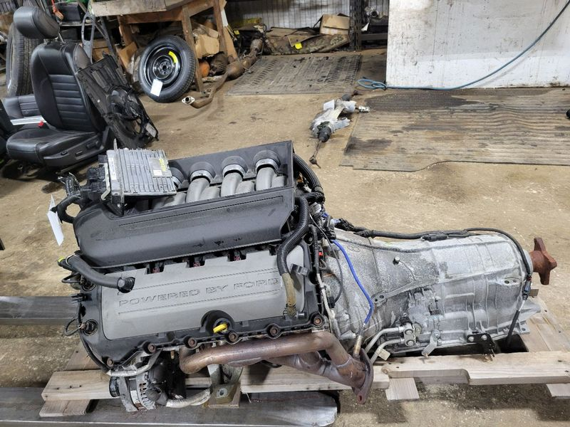 2014 Ford Mustang Mt 6 speed 5.0l id cr33 7003 af Used Engine 2