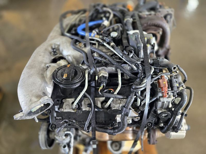 2012 Volkswagen Touareg 3.0l v6 diesel turbocharged Used Engine 2