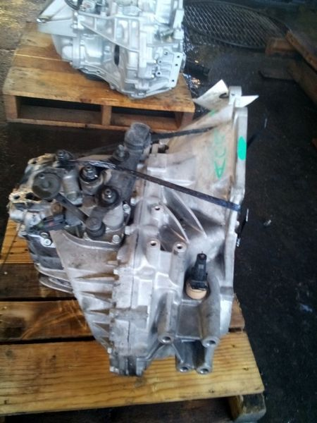 2009 Hyundai Santa fe At, 2.7l, awd Used Transmission 2