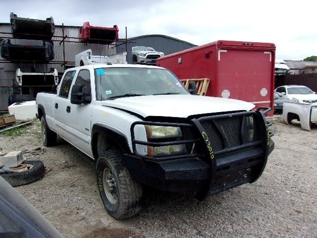 2004 Chevy Silverado 2500 6.6l v8 diesel turbocharged Used Engine 2
