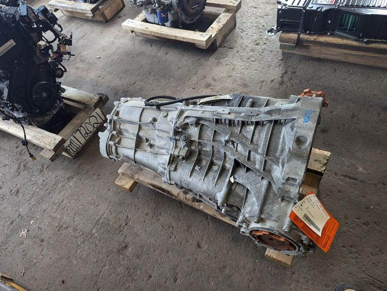 2018 Porsche Macan (at), 2.0l Used Transmission