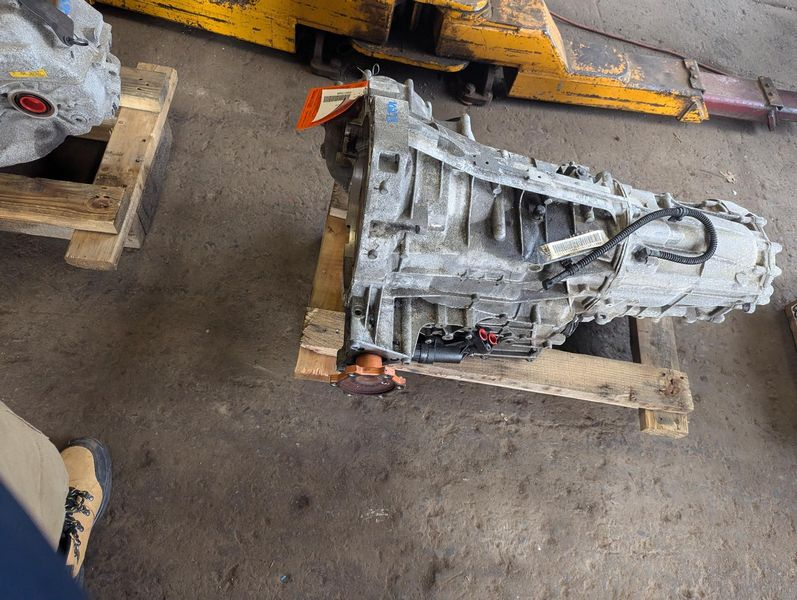 2018 Porsche Macan (at), 2.0l Used Transmission 3