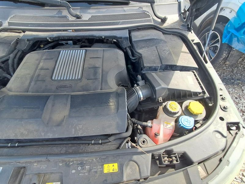 2015 Land rover Lr4 3.0l v6 supercharged Used Engine 2