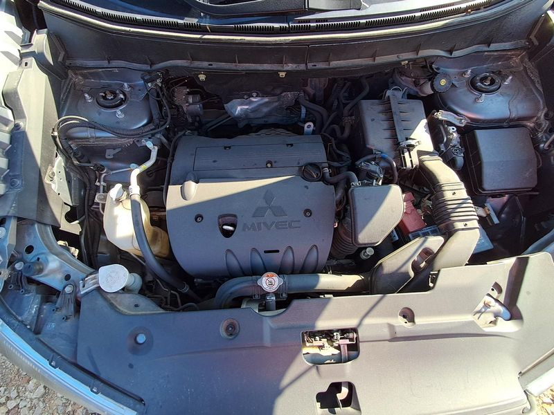 2018 Mitsubishi Outlander sport 2.4l (vin w, 8th digit) Used Engine 2