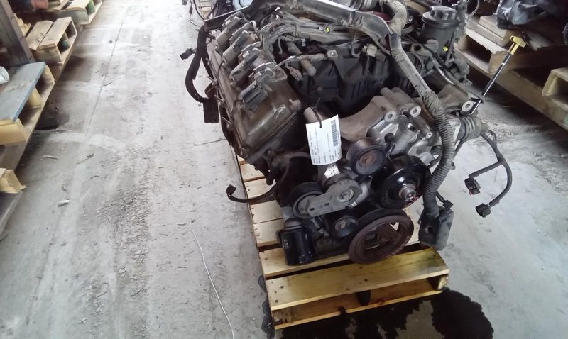 2003 Dodge Ram 2500 pickup 5.7l v8 Used Engine