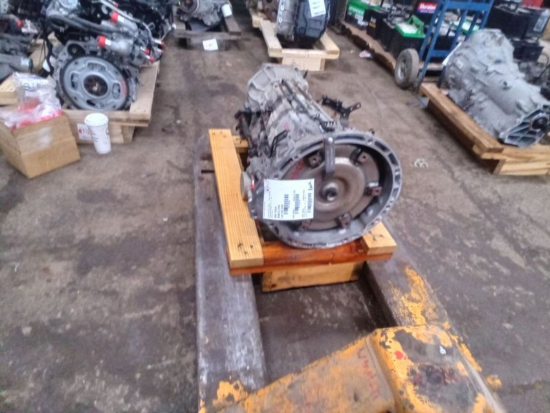2011 Toyota Tundra At, 4x4, (8 cylinder), 5.7l Used Transmission 2