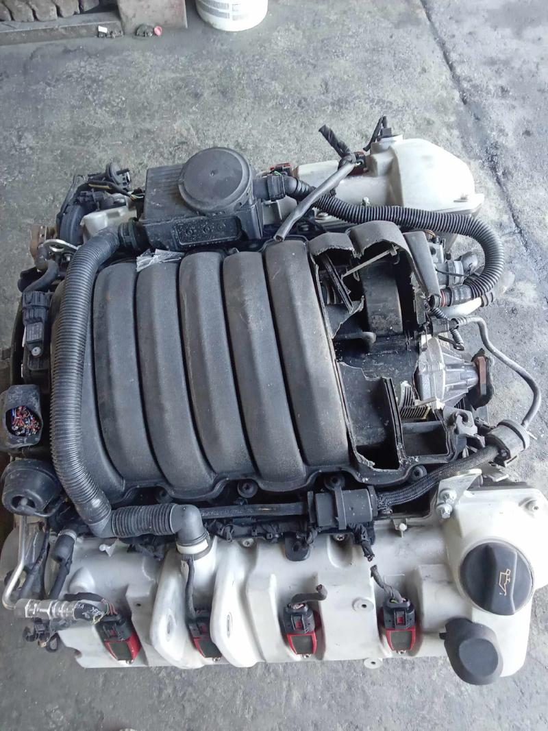 2011 Porsche Panamera 4.8l, vin b (5th digit), awd Used Engine 3