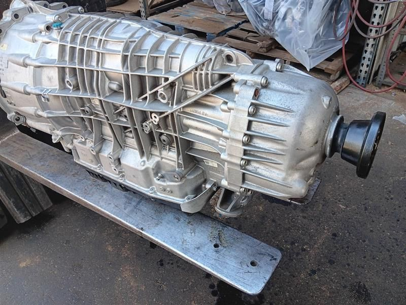 2010 Porsche Panamera At, (4.8l), awd, turbo engine Used Transmission