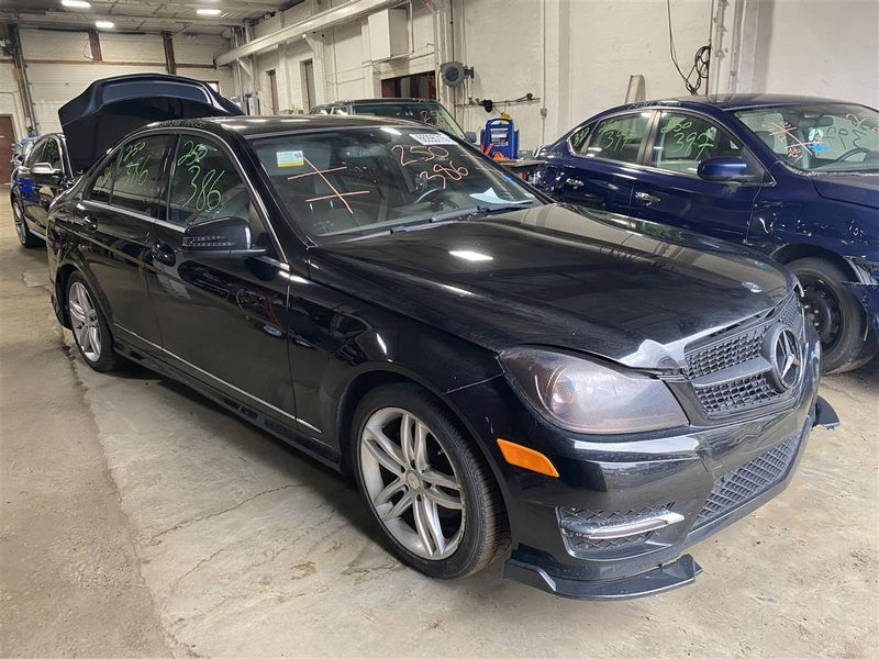 2014 Mercedes C250 1.8l Used Engine 2