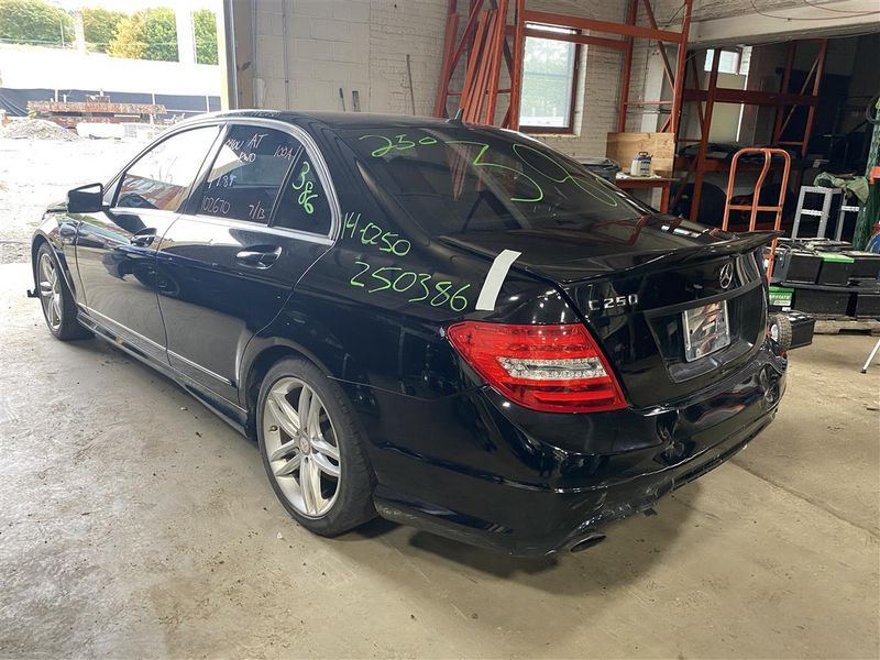 2014 Mercedes C250 1.8l Used Engine 3