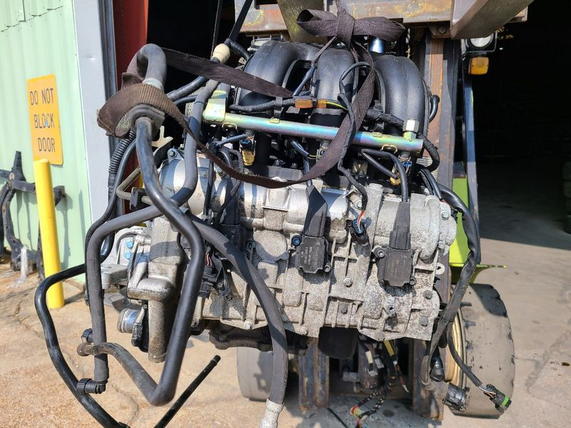 2003 Porsche Boxster 2.7l (vin a, 5th digit) Used Engine 4