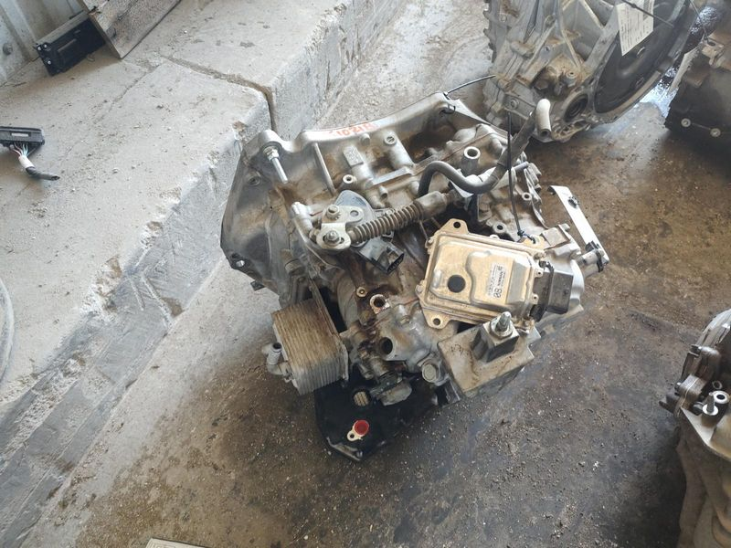 2014 Nissan Sentra Mt, (1.8l) Used Transmission 3