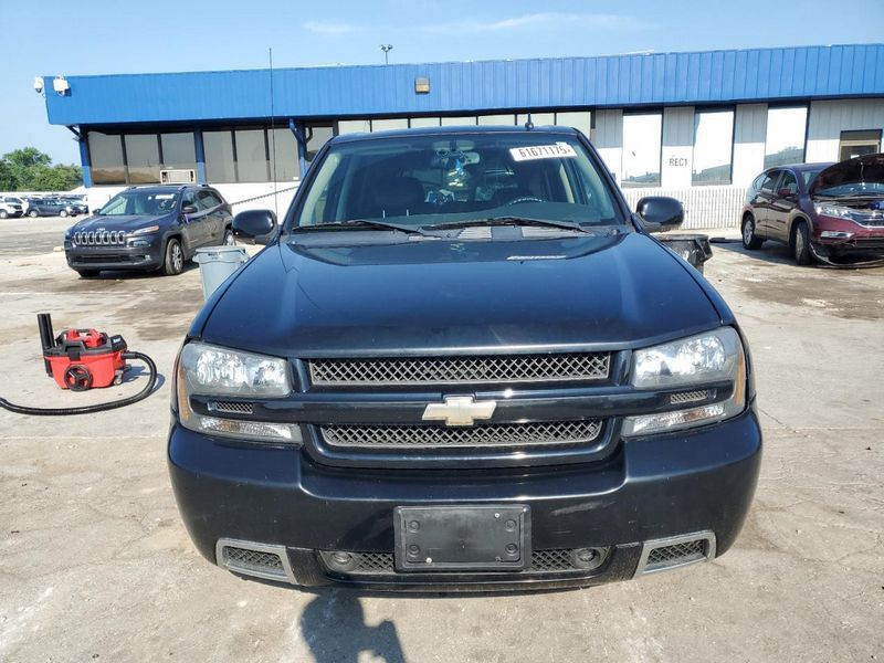 2006 Chevy Trailblazer 6.0l (vin h, 8th digit) Used Engine 3