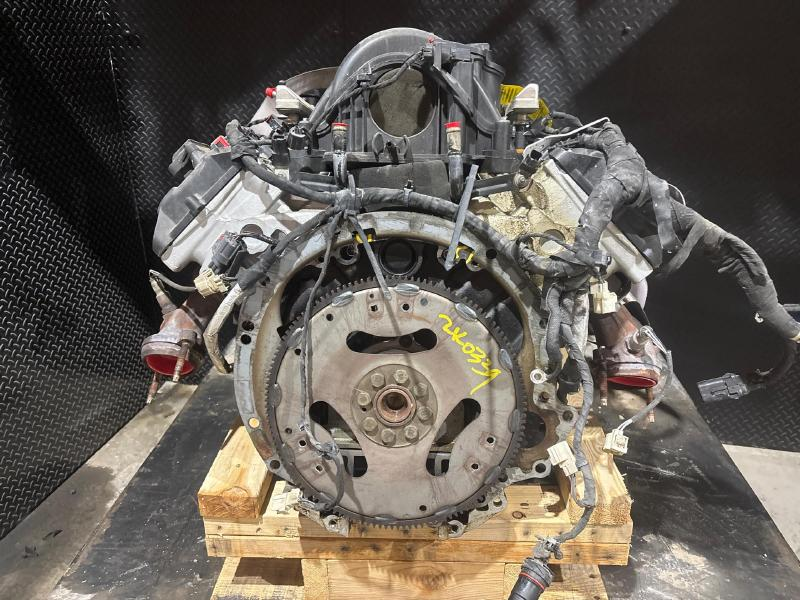 2015 Chrysler 300 5.7l v8 Used Engine 2