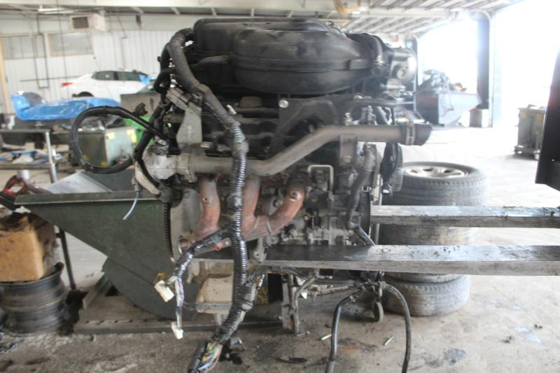 2008 Nissan Xterra (4.0l, vin a, 4th digit, vq40de) Used Engine 3
