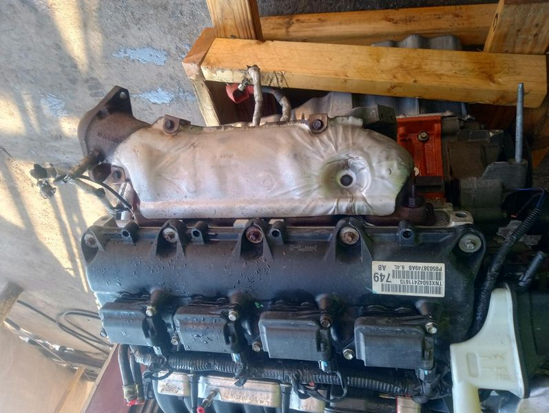 2015 Jeep Grand Cherokee 6.4l (vin j, 8th digit, sales id esg) Used Engine 2