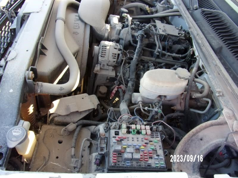 2006 Chevy Silverado 2500 6.0l v8 Used Engine 3