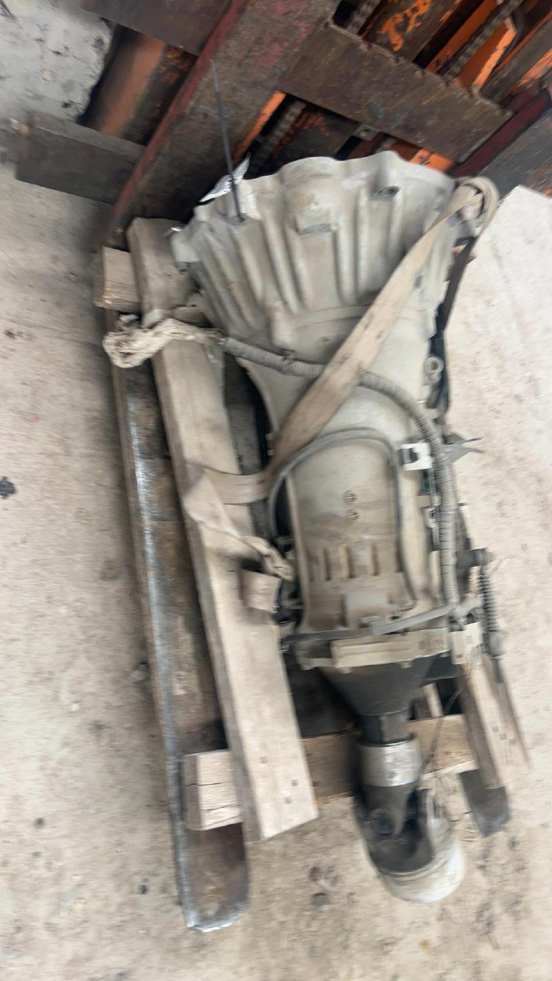 2017 Infiniti Qx80 At, 4x2, thru 09/3016 Used Transmission