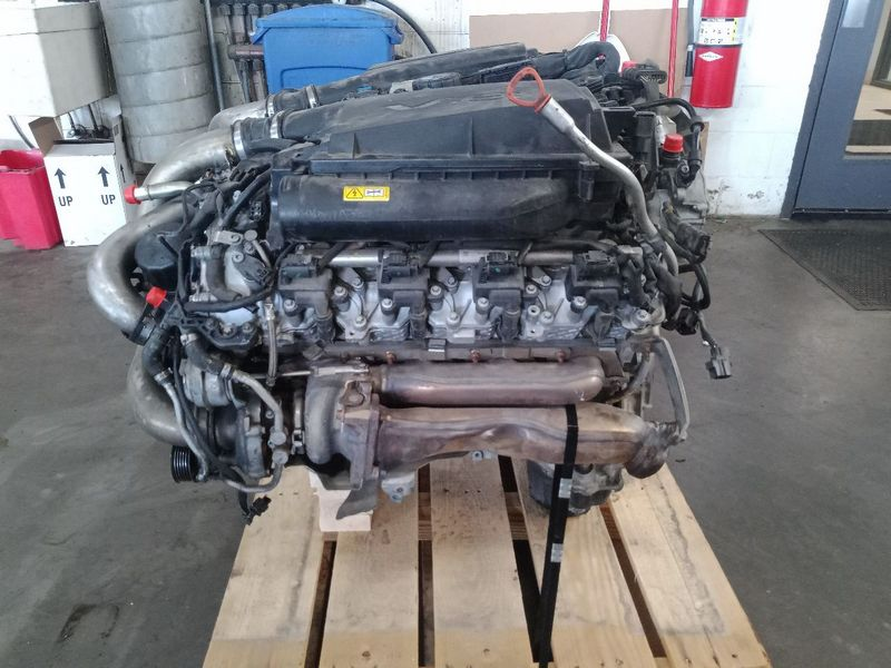 2015 Mercedes benz Gl550 166 Type Gl550 Used engine 3