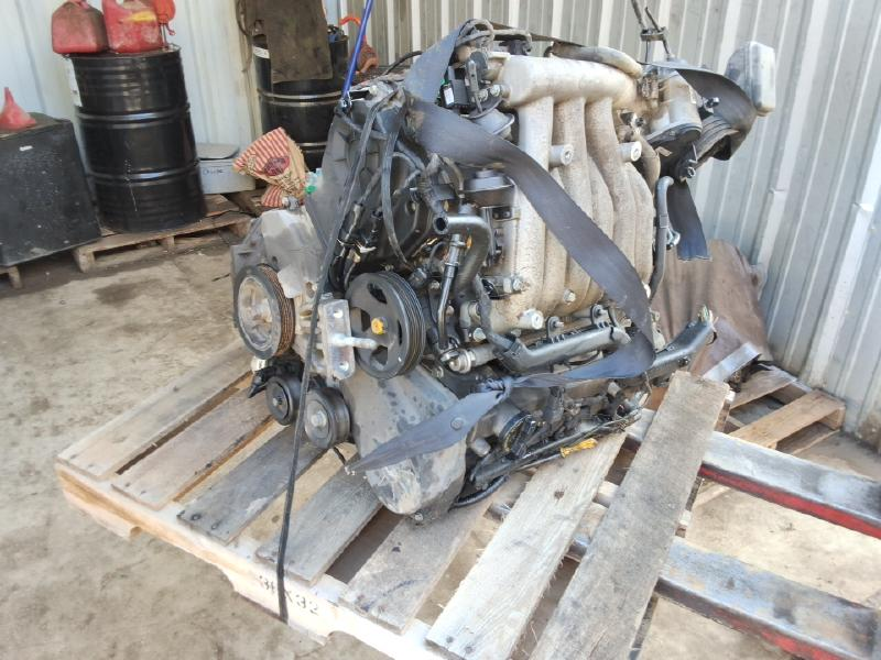 2007 Hyundai Santa fe 2.7l v6 Used Engine 2