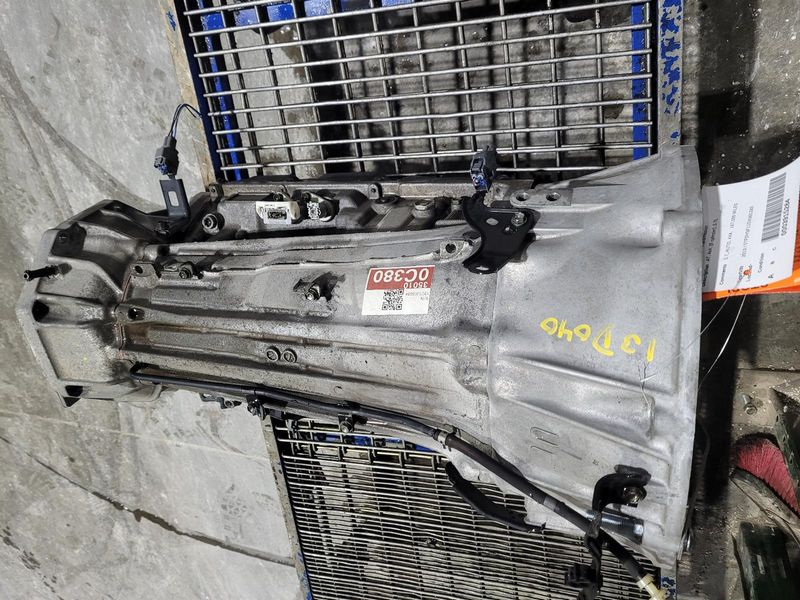 2013 Toyota Tundra At, 4x4, (8 cylinder), 5.7l Used transmission