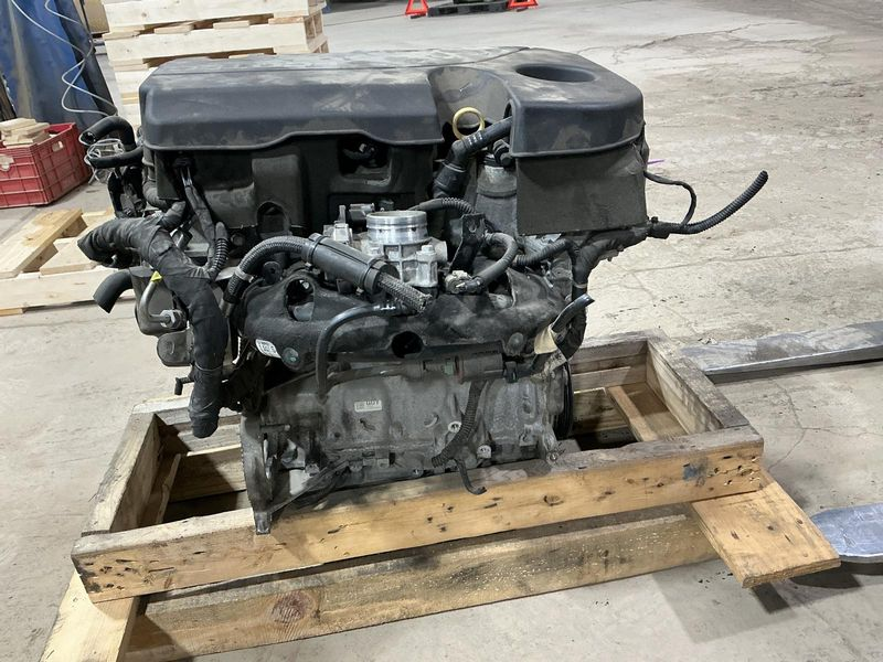 2018 Chevy Equinox 1.5l (vin v, 8th digit, opt lyx), fwd Used Engine 3