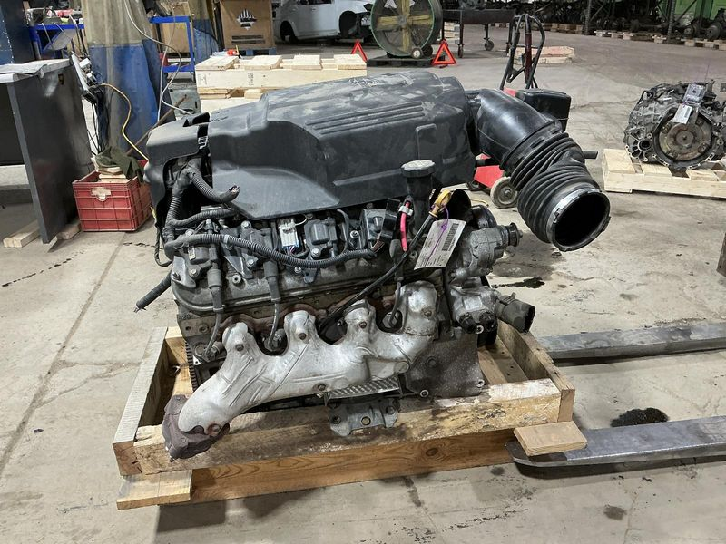2011 Cadillac Escalade 6.2l (vin f, 8th digit, opt l94) Used engine 3