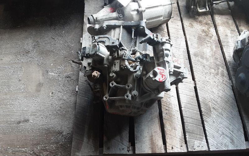 2012 Hyundai Veloster At 6 Speed Dual Clutch Dct Used transmission 2