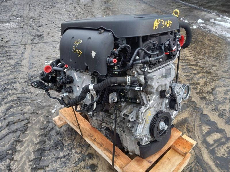 2019 Jeep Cherokee 2.0l (vin n, 8th digit), one piece oil pan Used Engine 2