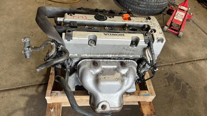 2003 Honda Cr v 2.4l L4 Used engine 2