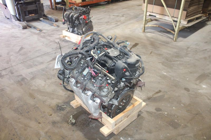 2013 Chevy Silverado 1500 5.3l Gasoline Vin 0 8th Digit Opt Lmg Used engine 3