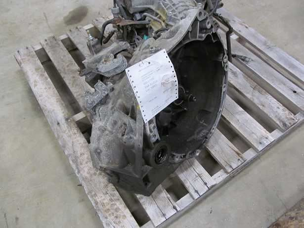 2011 Nissan Juke Mt, (6 speed) Used Transmission