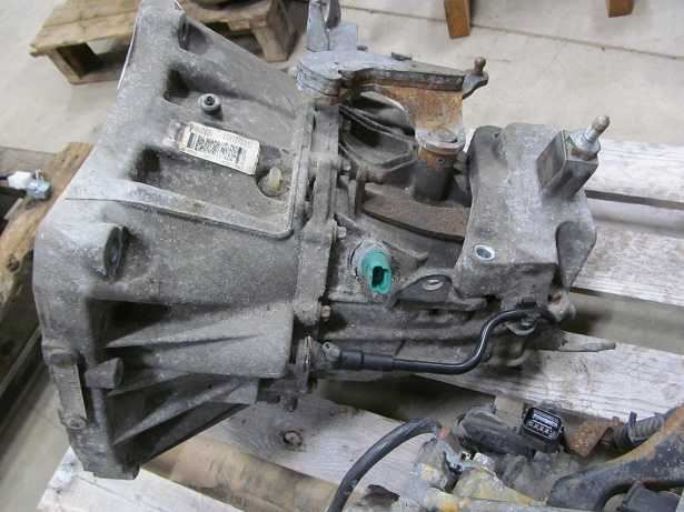 2011 Nissan Juke Mt, (6 speed) Used Transmission 2