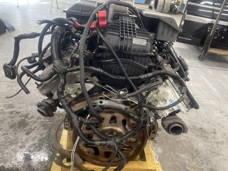 2004 Dodge Ram 1500 pickup 5.7l V8 Used engine