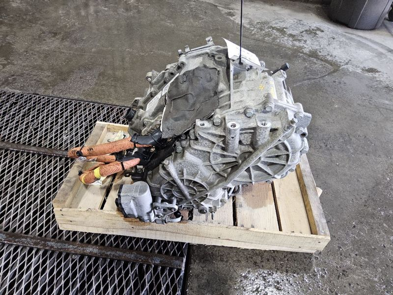 2017 Ford Fusion At 2.5l Thru 01 30 17 Used transmission
