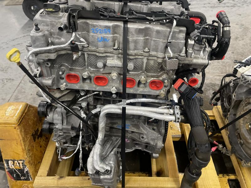 2015 Chrysler 200 2.4 Used engine 3