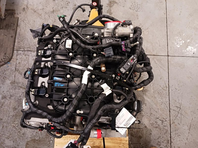2015 Gmc Yukon xl 6.2l V8 Used engine