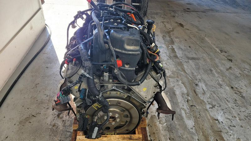 2010 Gmc Yukon 6.2l V8 Used engine 2