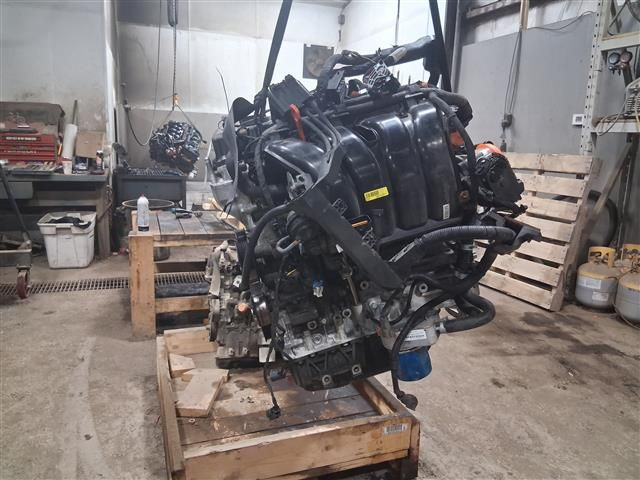 2016 Hyundai Santa fe 2.4l L4 Used engine 2