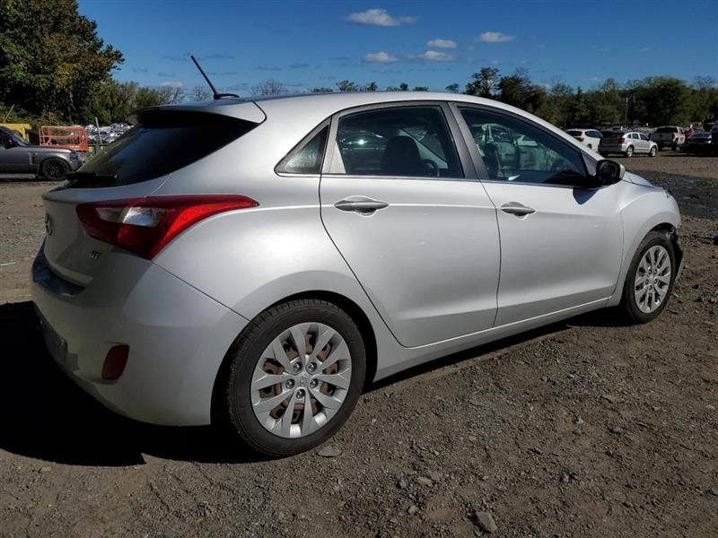 2016 Hyundai Elantra gt 2.0l L4 Used engine 2