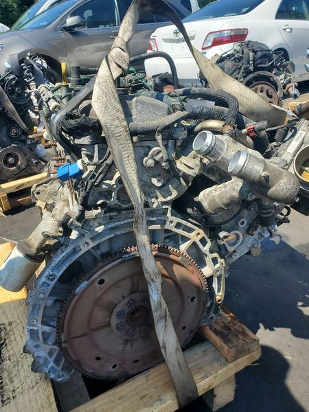 2009 Ford Edge 3.5l Vin C 8th Digit Engine Oil Cooler 1 Oil Filter Adapter Mounting Bolt Used engine