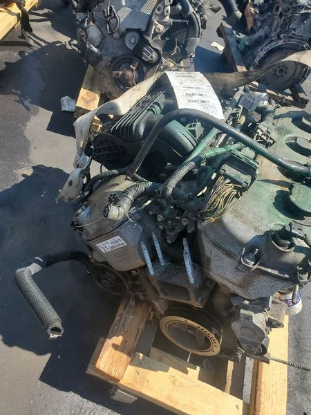 2009 Ford Edge 3.5l Vin C 8th Digit Engine Oil Cooler 1 Oil Filter Adapter Mounting Bolt Used engine 2