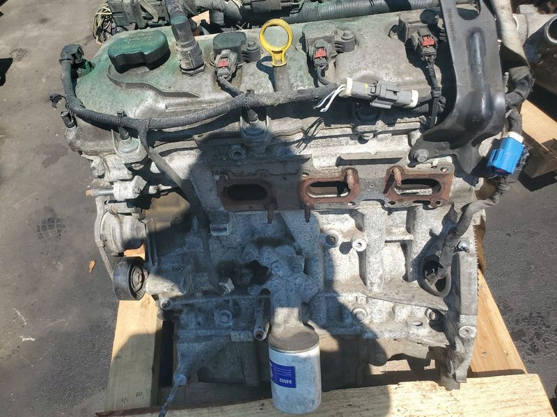 2009 Ford Edge 3.5l Vin C 8th Digit Engine Oil Cooler 1 Oil Filter Adapter Mounting Bolt Used engine 3
